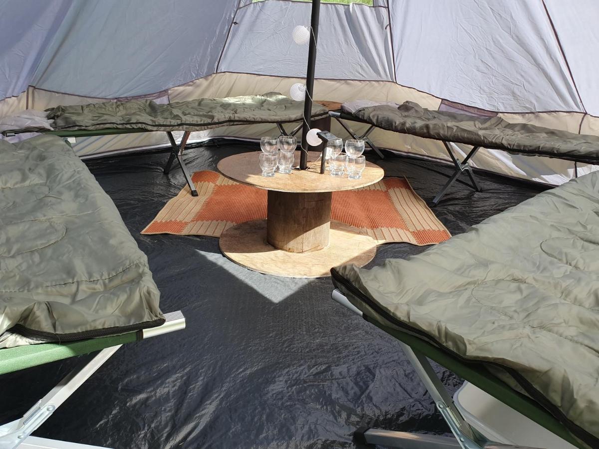 Camping Du Puy Rond Bressuire Exterior photo