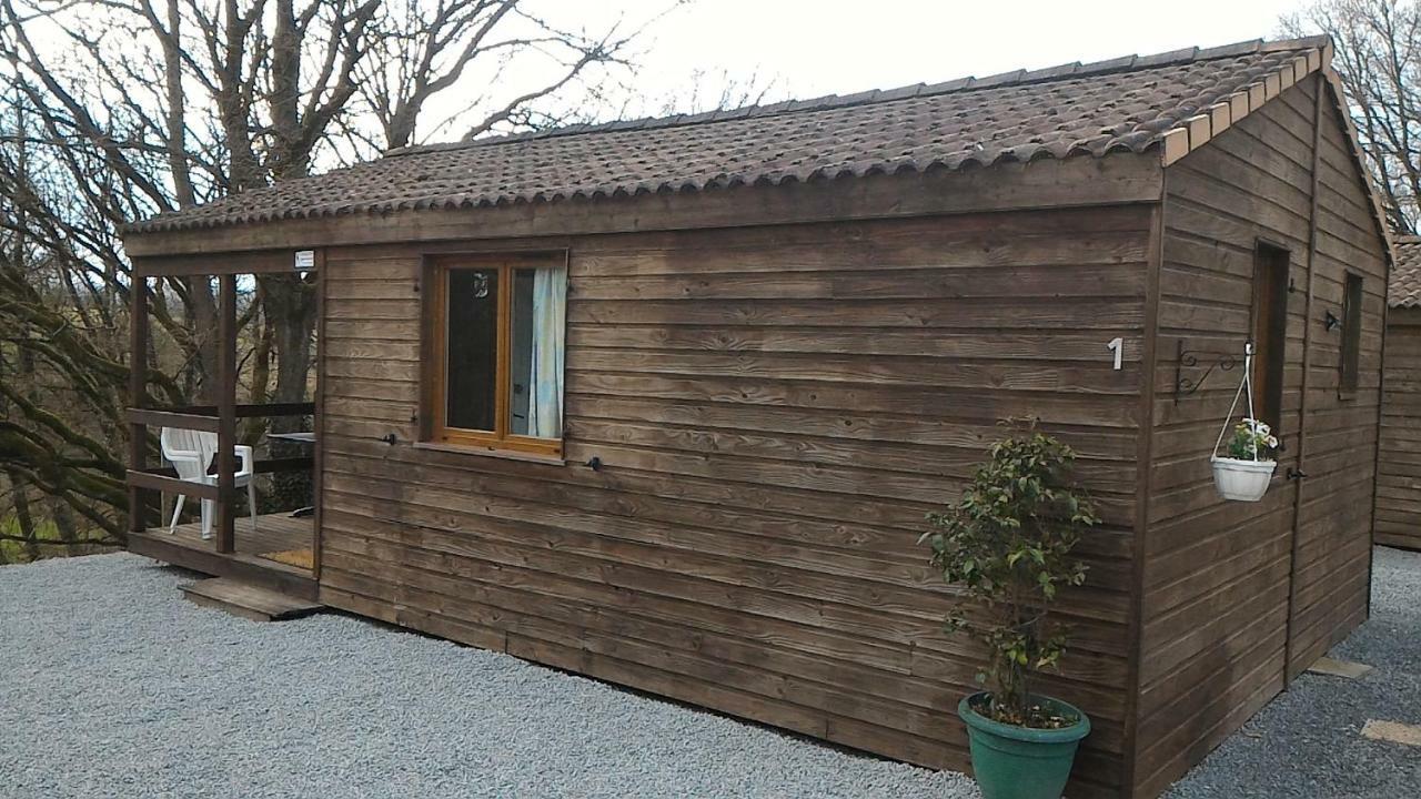 Camping Du Puy Rond Bressuire Exterior photo